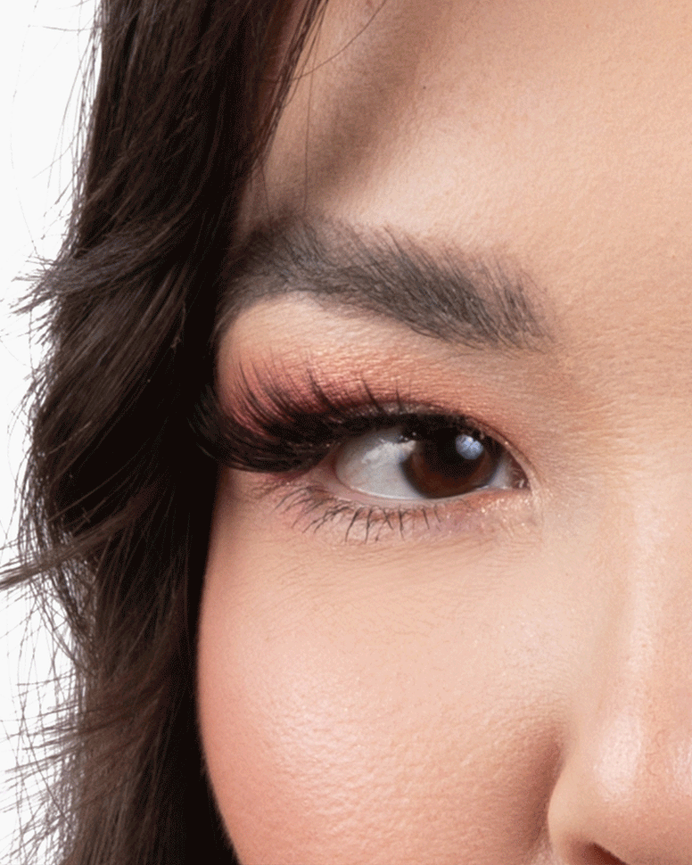 illuminate-lashes-closeup