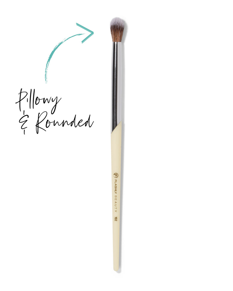 Medium Rounded Blending Brush.