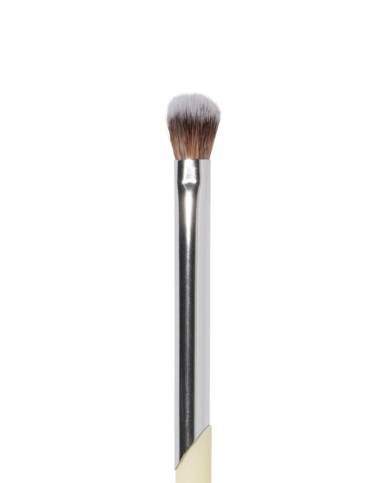 Classic Crease Blending Brush.